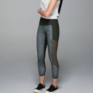 Lululemon High Times Mesh Jazzy White Gator Pants